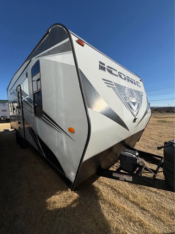 2019 Eclipse Iconic 2114SFLE